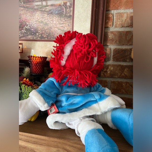 16” Winter Raggedy Ann - Picture 4 of 5
